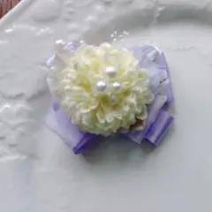 子供用コサージュ　かすみ草入り　ハンドメイド　パープル　入学式　入園式　造花