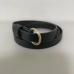 黒い合成皮革リング付きベルト