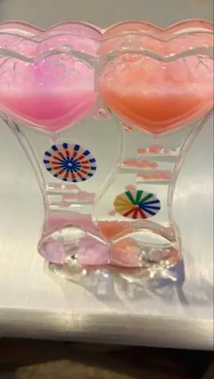 オイルタイマー　ハート型カラフル液体感覚おもちゃ　リラックス効果　オシャレ雑貨
