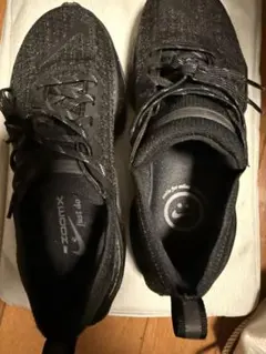 【美品】NIKE インビンシブル3 US 6.5 オールブラック