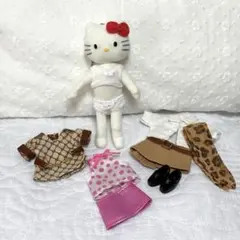 ハローキティ ドレスアップコレクション　サンリオ　マスコット　ぬいぐるみ　服
