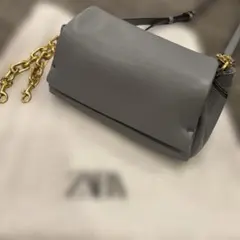 【ZARA】グレー合成皮革ショルダーバッグ ゴールドチェーン付き