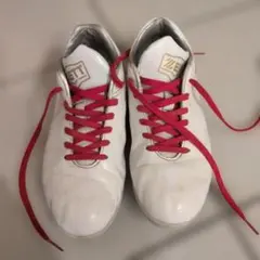 ZETT ホワイト スパイク