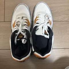 Nike エアマックス スニーカー ホワイト/ブラック/オレンジ