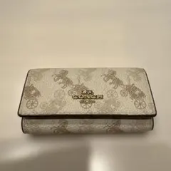 coach 馬車プリントキーケース 新品未使用 - メルカリ