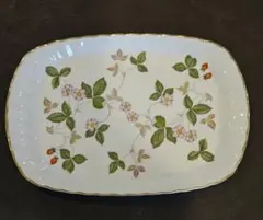 WEDGWOOD ワイルドストロベリー スパイラルトレイ