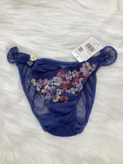 Item thumbnail for item 759bef23-8ced-4e52-8d94-91c0923617a4