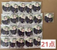 ツイステ セベク 缶バッジ 式典服 スモプラ