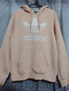 adidas トレフォイル パーカー ピンク