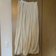 ZARA クリーム色 ロングスカート Sサイズ