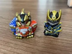 仮面ライダーナイトサバイブ　フィギュア2体