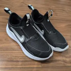 NIKE FLEX RUNNER ブラック スニーカーのサムネイル