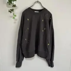 ルコリ　ダークグレー　キラキラ刺繍　トレーナー　ゆったり袖