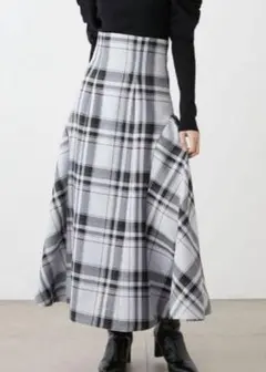 美品　SNIDEL　ハイウエストフレアスカート