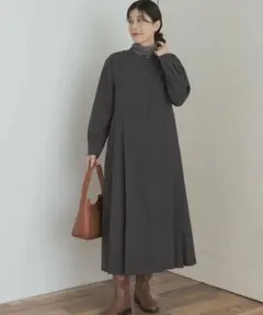 【クリーニング済み】アーバンリサーチドアーズ　サイドプリーツ切替ワンピース　1