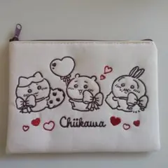 未使用　ちいかわ ハチワレ うさぎフラットポーチ 刺繍入りのサムネイル