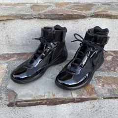 PRADA：プラダスポーツ エナメルハイカットスニーカー（26cm相当）