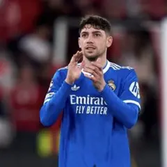 レアル・マドリード フェデリコ・バルベルデ オーセンティックユニフォーム レアルマドリード サッカー ユニフォーム 2025-26 フェデリコ