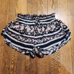 AE フローラルストライプショートパンツ XS