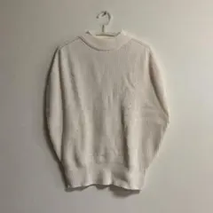 GU ホワイトリブ編みオーバーセーター