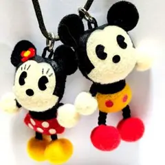ミッキー・ミニー　ぬいぐるみストラップ