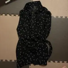 FOREVER 21 黒羽根模様長袖シースルーワンピースのサムネイル