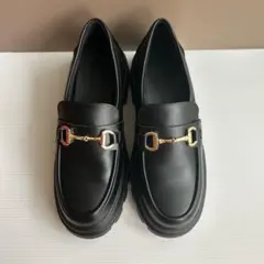 GU ボリュームソール　ビットローファー L 黒　ゴールド金具付き