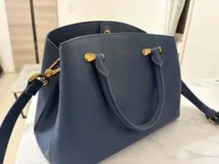 CHARLES & KEITH トップハンドル&ショルダーバッグのサムネイル