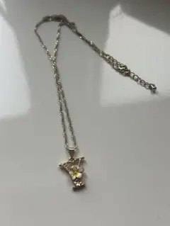 イニシャルY ネックレス フラワーモチーフ
