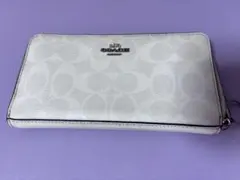COACH ホワイトレザー長財布