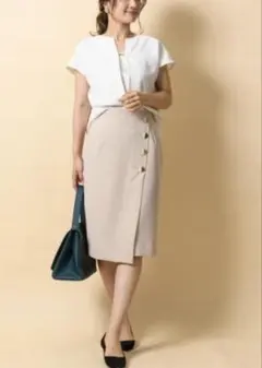 TONAL（トーナル）　膝丈スカート　日本製のサムネイル