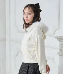イング　ファー付きフード ニットパーカー　ホワイト
