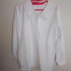 刺繍付きホワイトブラウス 　9号　古着屋