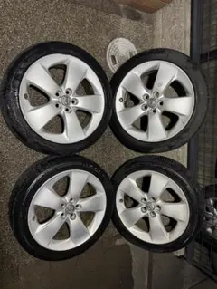 トヨタ純正 30プリウスツーリングホイールタイヤセットのサムネイル
