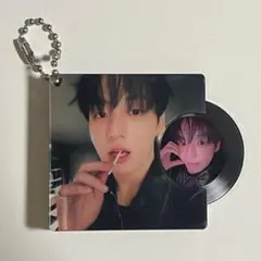 BTS JIN ジン ワールドツアー アクリルアルバムキーホルダー② - メルカリ