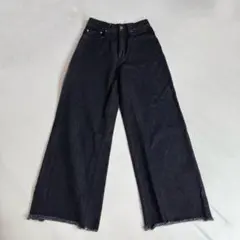 極美品✨UNITED ARROWS カットオフ デニムパンツ ブラック フリンジのサムネイル