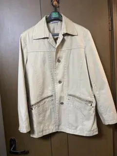 【送料無料&24時間以内に発送】ベージュジャケット