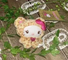 サンリオ　ハローキティキーホルダー　チャーム　レオパードヒョウ柄　キティ