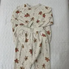 ザラベビー　セットアップ　パジャマ　クリスマス