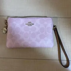 COACH ティーローズ レザー ポーチ リストレット 花柄 ピンク - メルカリ
