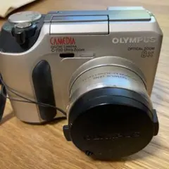 OLYMPUS CAMEDIA C-720 Ultra Zoom 本体