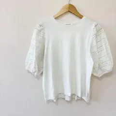 【アメリカンホリック】刺繍ボリューム袖クルーネックTシャツ　Mサイズ　白ホワイトのサムネイル