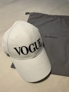 【レア・美品】BALENCIAGA VOGUE ベースボールキャップのサムネイル