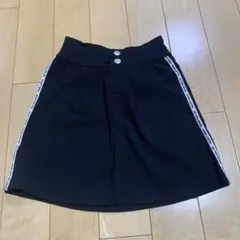 ピンクラテ 黒 スカート XXS/140