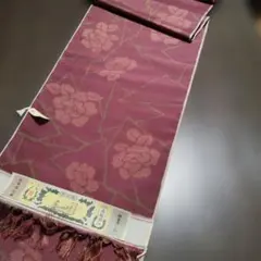 No.107 　紬　正絹反物　民芸織　ピンクがかった落ち着いた赤に薔薇