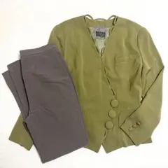 Item thumbnail for item b2748845-f7d3-40a4-ad09-3c005e35e0fc