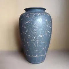 在銘】高麗青磁 牡丹唐草文 飾り壺 花瓶 東南陶窯 「古堂 趙斗彦」作