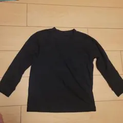未使用　MUJI　黒の長袖カットソー　120