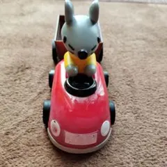 Item thumbnail for item 2c9e8a78-298c-4f3f-89c8-2bb95f4839aa