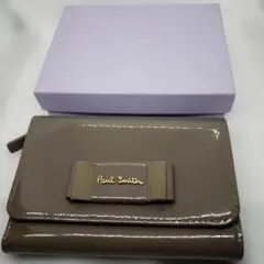 Paul Smith リボン　三つ折り財布 カード入れグレー　エナメル調のサムネイル